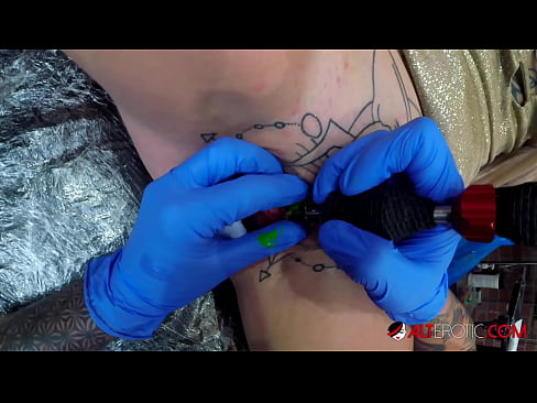❤️ Ekstremt tatoveret hottie Sully Savage fik en tatovering på sin klitoris ❤️❌ Porn video at da.onlyindianpornx.ru ️❤